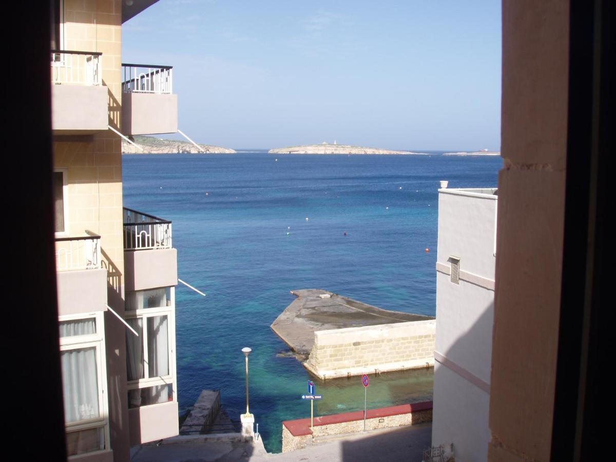 The Sea Just Across The Road - Flat 3 Apartman San Pawl il-Baħar Kültér fotó